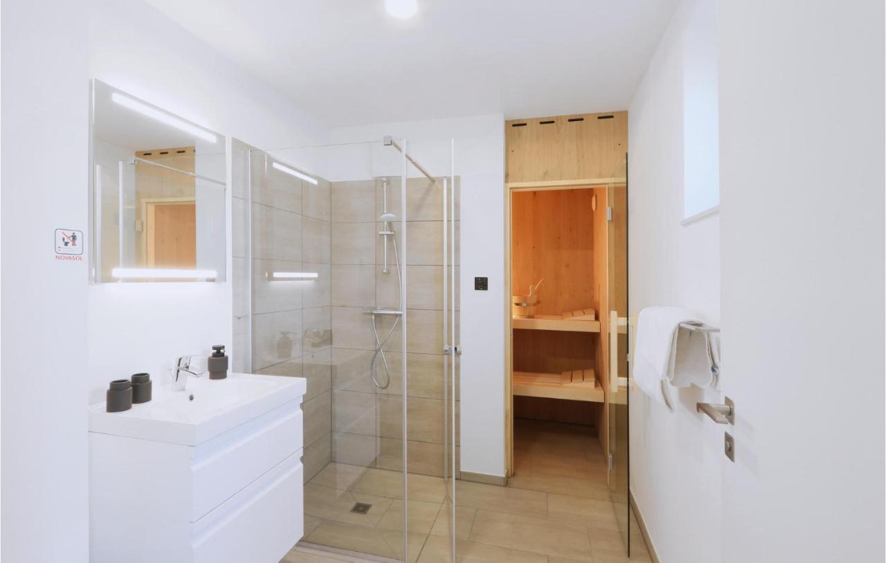 Lovely Home In Lembruch-Duemmer See With Sauna Esterno foto