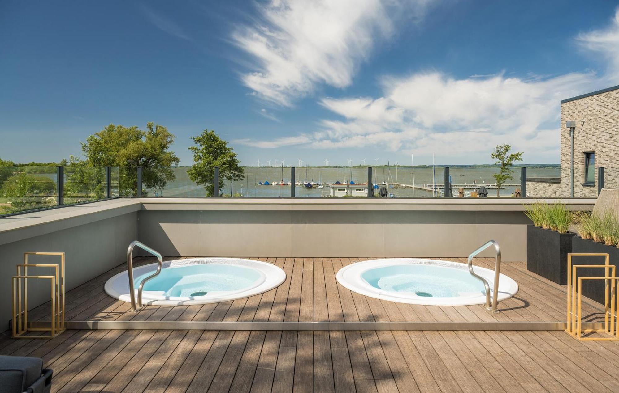 Lovely Home In Lembruch-Duemmer See With Sauna Esterno foto